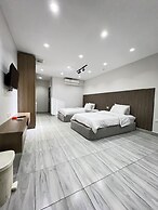 Sphinx apartment hotel