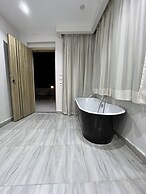 Sphinx apartment hotel