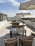Sphinx apartment hotel