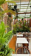 YLUNA Boutiquestay