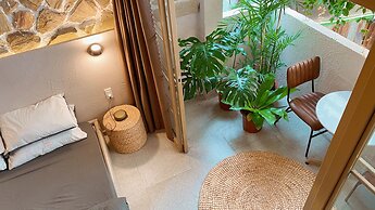 YLUNA Boutiquestay