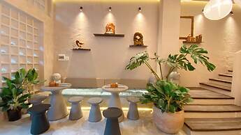 YLUNA Boutiquestay