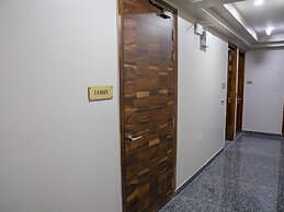 Dev Royale Hotel