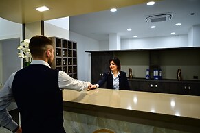 HOTEL EBOLI