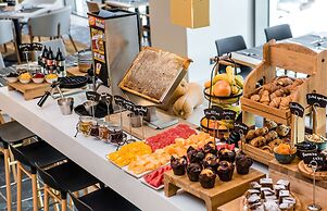 Hilton Garden Inn Tbilisi Riverview