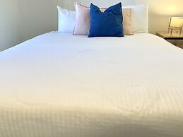 Readyset Apartments at Empire