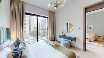 Euro Residences 206