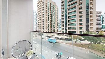 Euro Residences 206