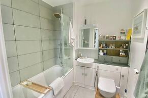 Immaculate 1-bed Apartment in London