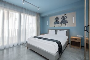 Urban Apartments 17 Executive Suits