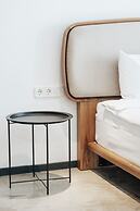 Urban Apartments 17 Executive Suits