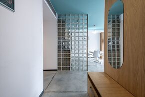 Urban Apartments 17 Executive Suits