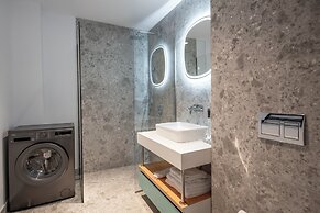 Urban Apartments 17 Executive Suits