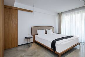 Urban Apartments 17 Executive Suits
