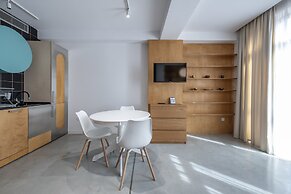 Urban Apartments 17 Executive Suits