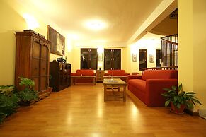 Royal Astoria Hotel