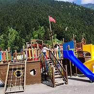 Lahza Hills Resort