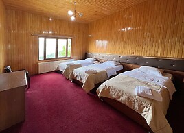 Lahza Hills Resort