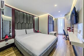 Heaven Premium Airport Hotel