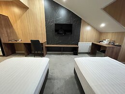 WELLFORT HOTEL