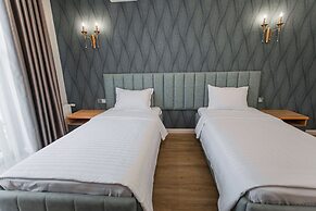WELLFORT HOTEL