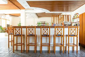 Albatross Hotel
