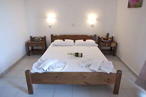 Albatross Hotel