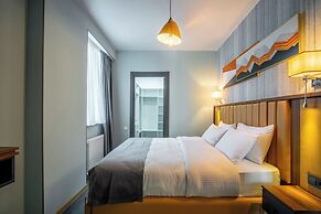 Gori Apartments
