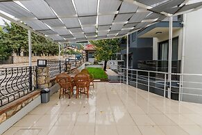 Besa Apartments