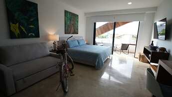 MENESSE CONDOS