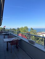 Ganita Life Hotel