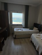 Ganita Life Hotel