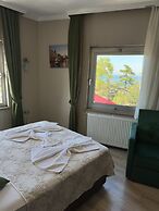 Ganita Life Hotel