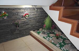 HOSTAL CRIDMY