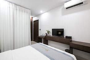Aui Hotel