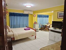ARIZONA BEACH RESORT