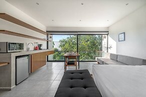 Great Located Private Villa W/amazing Rooftop Pool