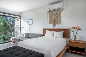 Great Located Private Villa W/amazing Rooftop Pool