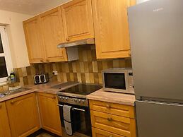 River Penthouse Apt 2BR Parking View St Neots Town Centre