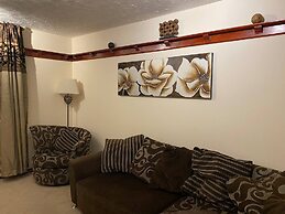 River Penthouse Apt 2BR Parking View St Neots Town Centre