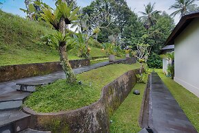 Kelusa Hill