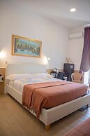 H22 Hotel