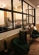 H22 Hotel