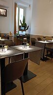 H22 Hotel