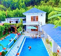 The Hill Villas
