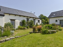 Two Shoes Cottage