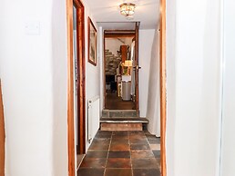 Two Shoes Cottage