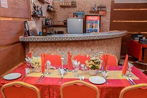 Alexander Hotel & Tours