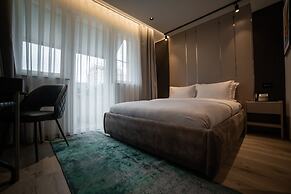 Emery Hotel