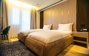 Emery Hotel